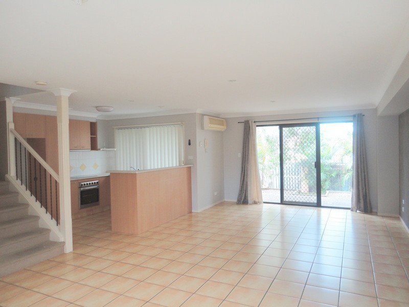 23/1 Secondary Street, Upper Coomera QLD 4209