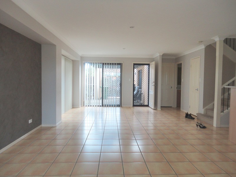 23/1 Secondary Street, Upper Coomera QLD 4209