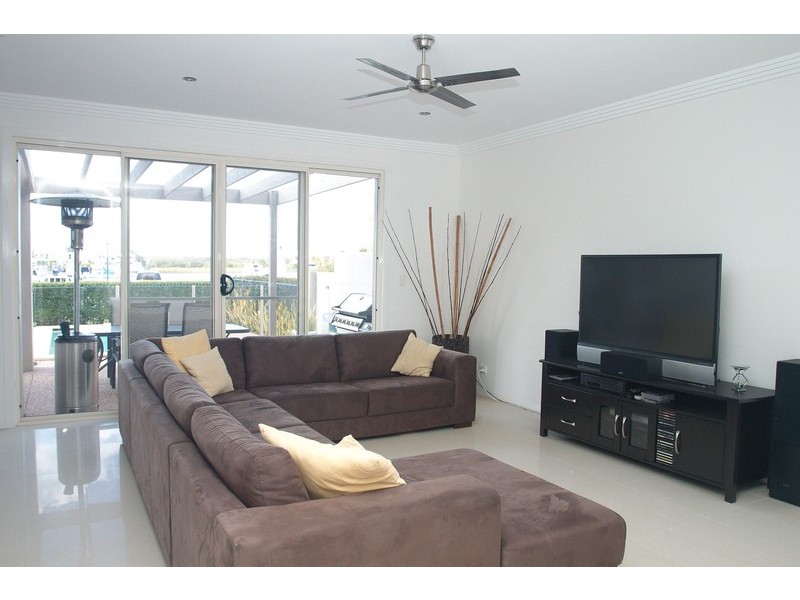 20 Brindabella Close, Coomera Waters QLD 4209