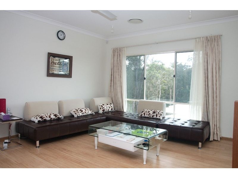 16 Paradise Street, Coomera QLD 4209