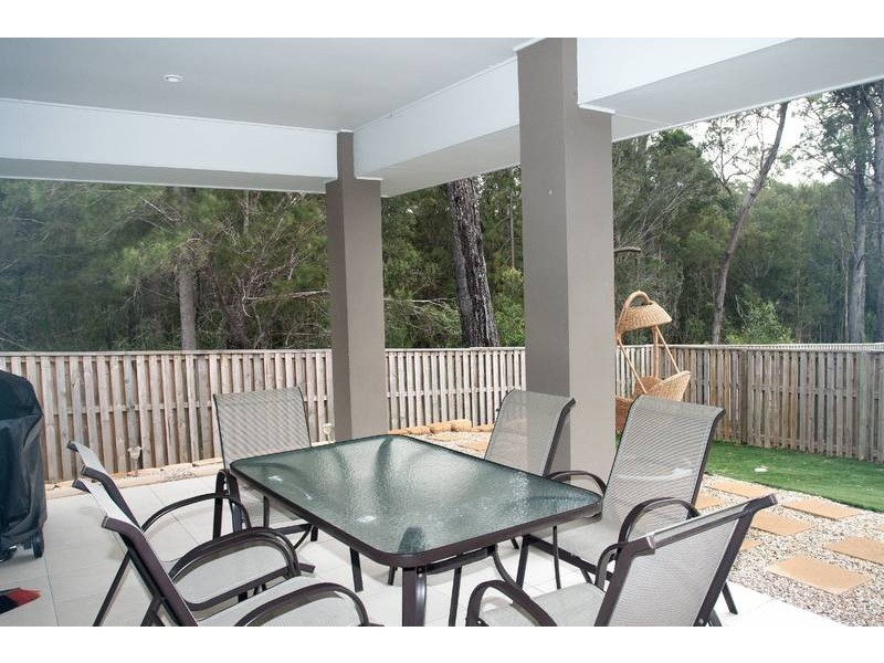 16 Paradise Street, Coomera QLD 4209