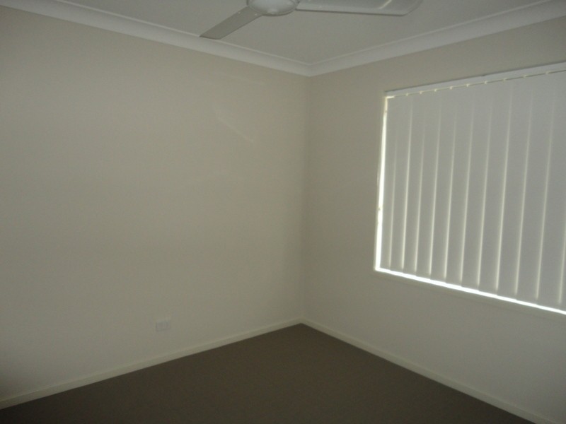 11 John Crescent, Pimpama QLD 4209