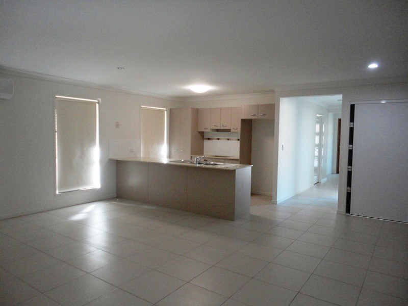 18 McWang Road, Pimpama QLD 4209