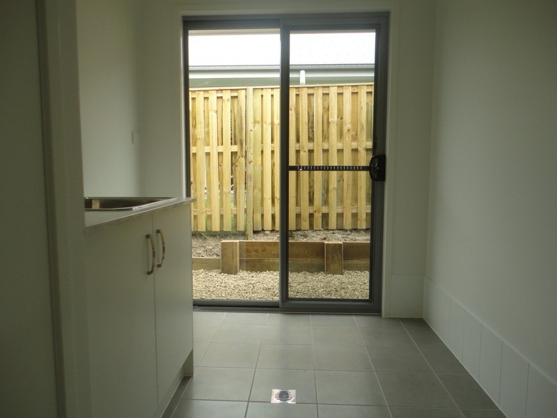 4 Dayflower Street, Upper Coomera QLD 4209