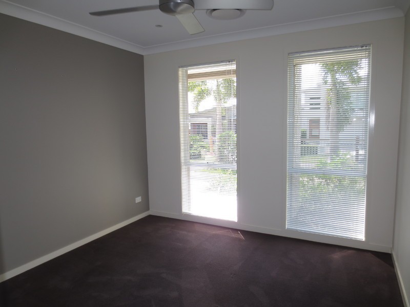 5 Cabriolet Court, Upper Coomera QLD 4209