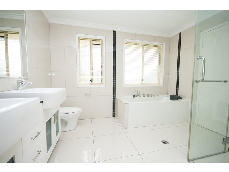 13 Centurion Crescent, Nerang QLD 4211