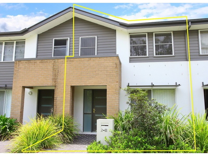 2/11 Seagreen Drive, Coomera QLD 4209