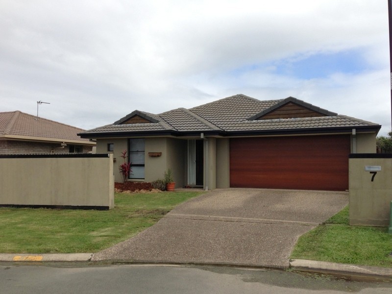 7 Ansett Way, Upper Coomera QLD 4209