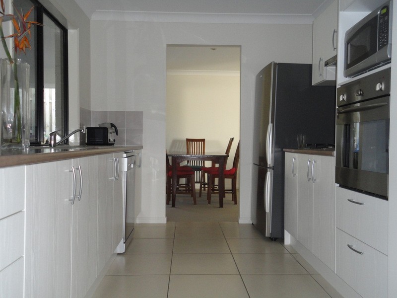 33  Candlebark Circuit, Upper Coomera QLD 4209