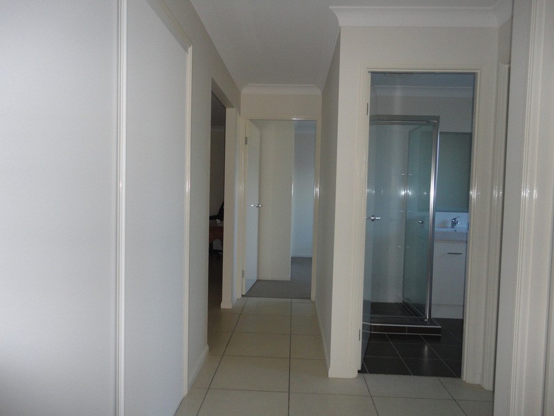 33  Candlebark Circuit, Upper Coomera QLD 4209