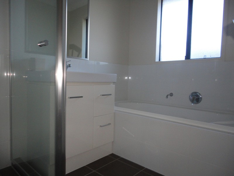 33  Candlebark Circuit, Upper Coomera QLD 4209