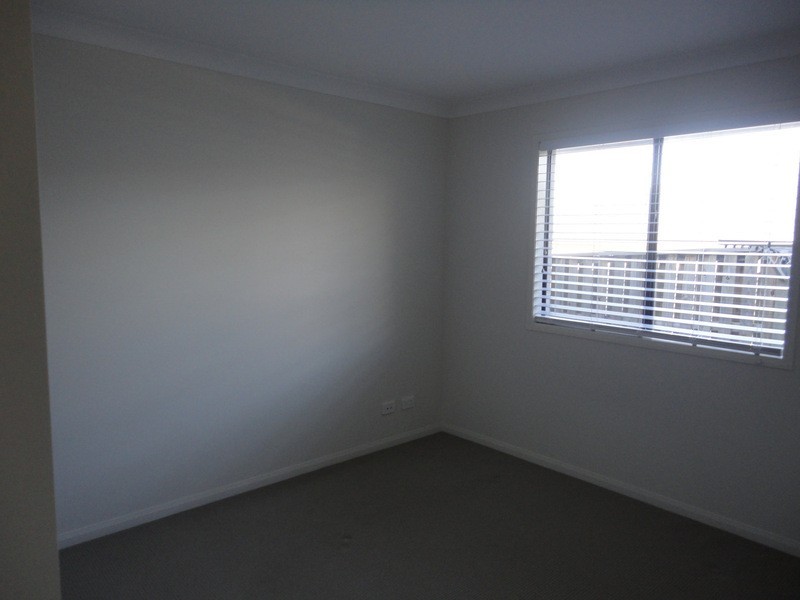 33  Candlebark Circuit, Upper Coomera QLD 4209