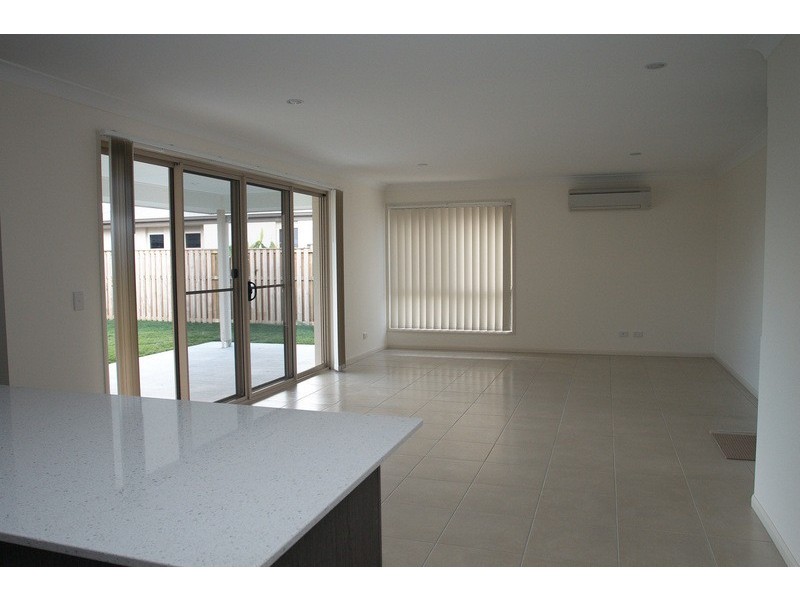 9 Tribulation Crescent, Coomera QLD 4209