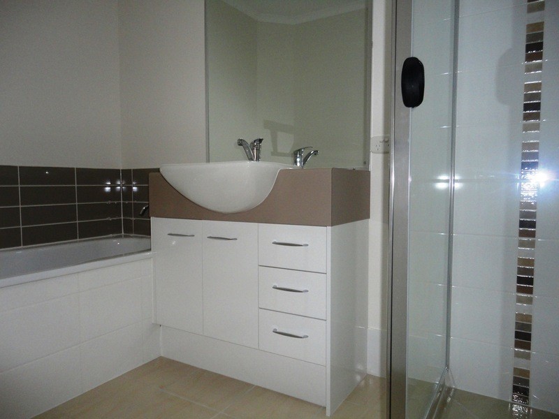 8  Wildflower Circuit, Upper Coomera QLD 4209