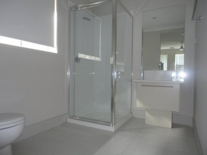 7 Olivia Close, Coomera QLD 4209