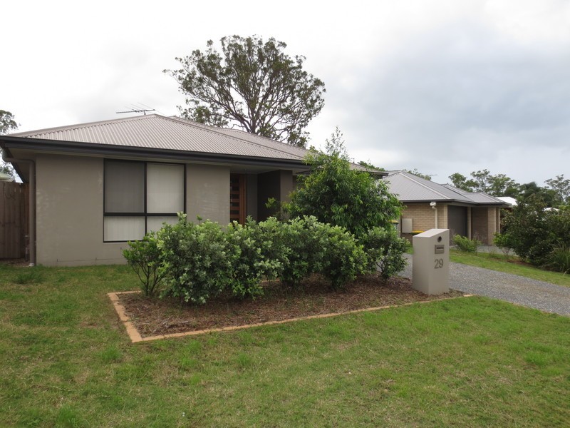 29 Christopher Street, Pimpama QLD 4209