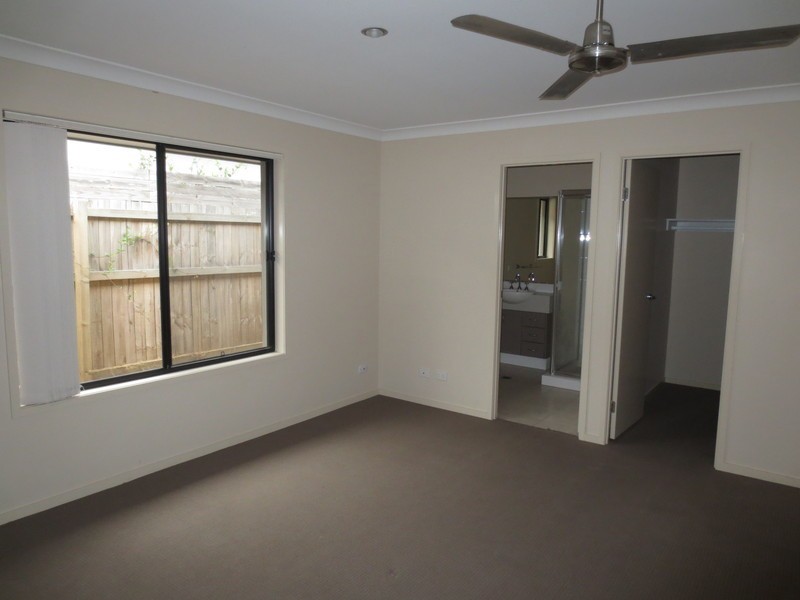 29 Christopher Street, Pimpama QLD 4209