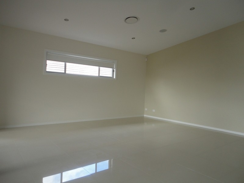 6 Halifax Circuit, Pimpama QLD 4209