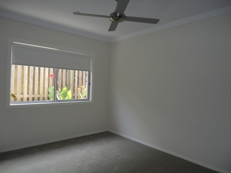6 Halifax Circuit, Pimpama QLD 4209
