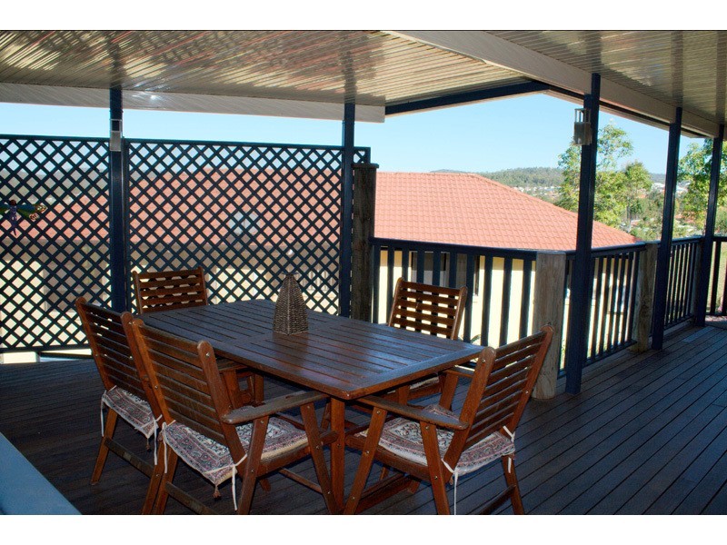 19 Henderson Rise, Pacific Pines QLD 4211