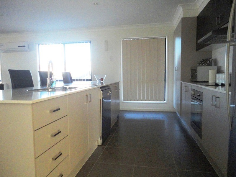 11 Barrington Street, Upper Coomera QLD 4209