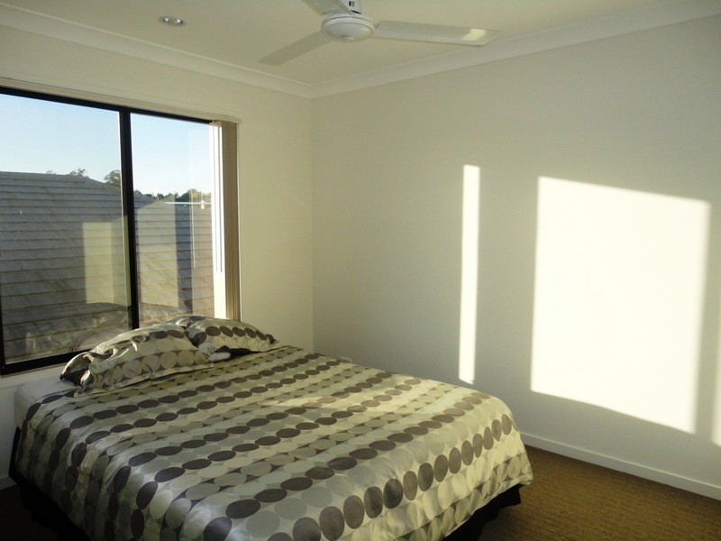 11 Barrington Street, Upper Coomera QLD 4209