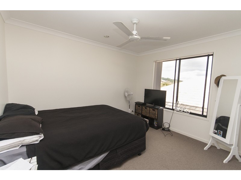 11 Barrington Street, Upper Coomera QLD 4209