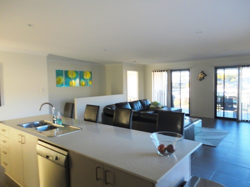 11 Barrington Street, Upper Coomera QLD 4209