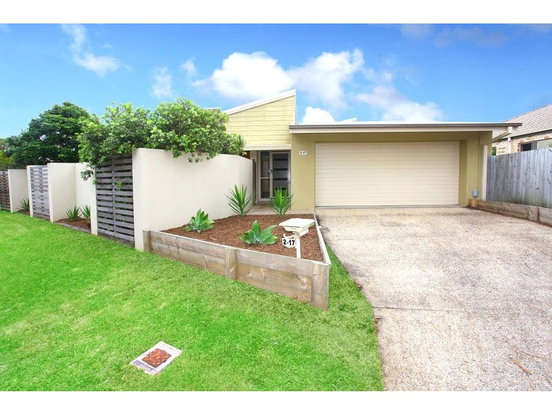 2/17 Sandhurst Crescent, Upper Coomera QLD 4209