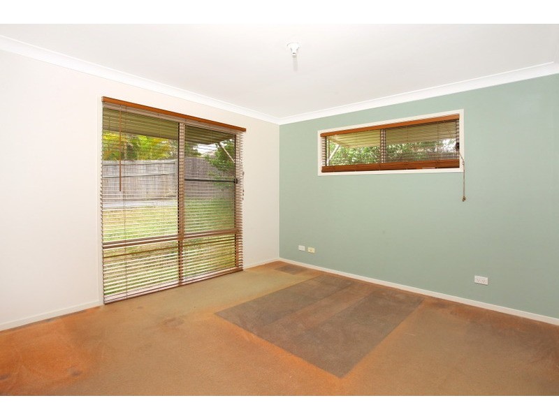 2/17 Sandhurst Crescent, Upper Coomera QLD 4209