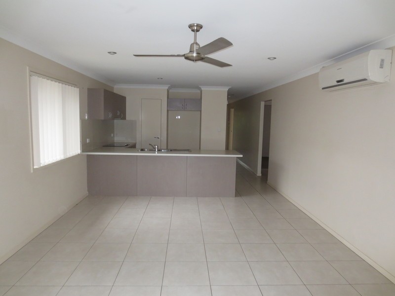 29 Christopher Street, Pimpama QLD 4209