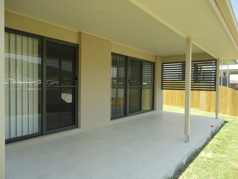 33 Wildflower, Upper Coomera QLD 4209