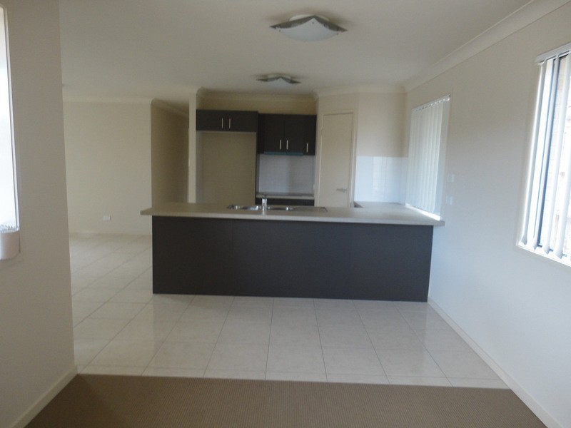 26 Beaumont Drive, Pimpama QLD 4209
