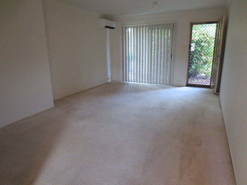 8/20 “Parrot Court” Golden Palms Drive, Ashmore QLD 4214