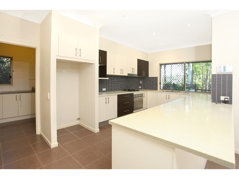 4 Flaxton Street, Ormeau QLD 4208