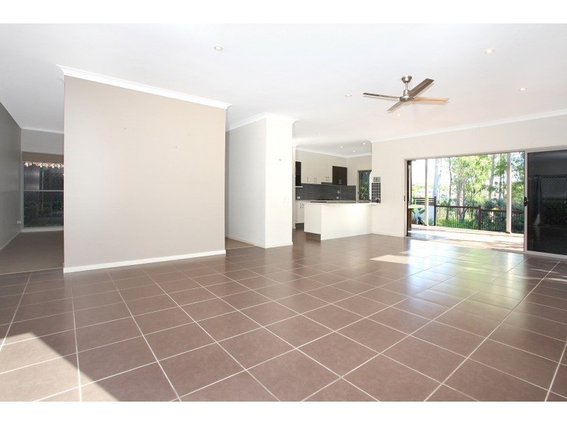 4 Flaxton Street, Ormeau QLD 4208