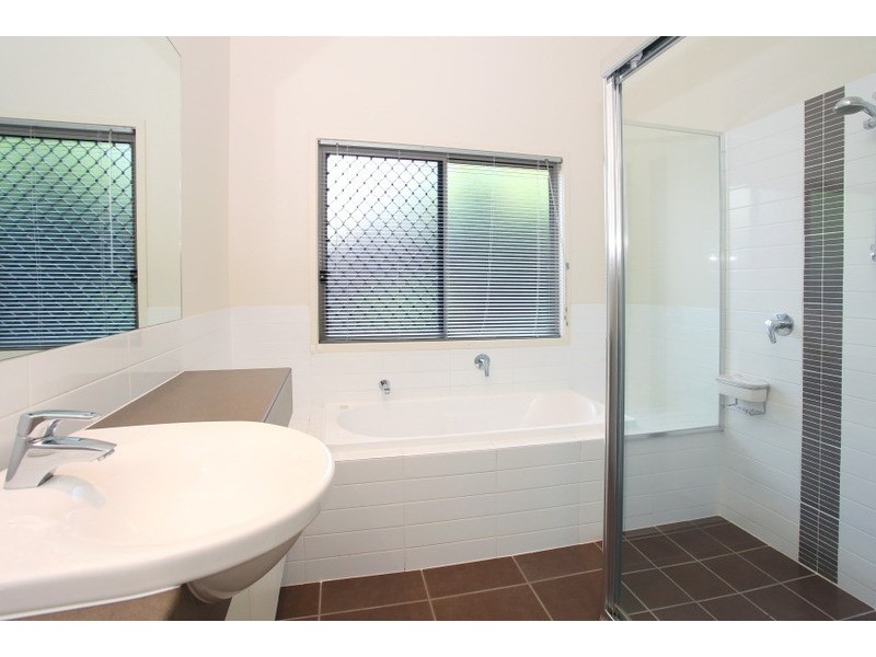 4 Flaxton Street, Ormeau QLD 4208