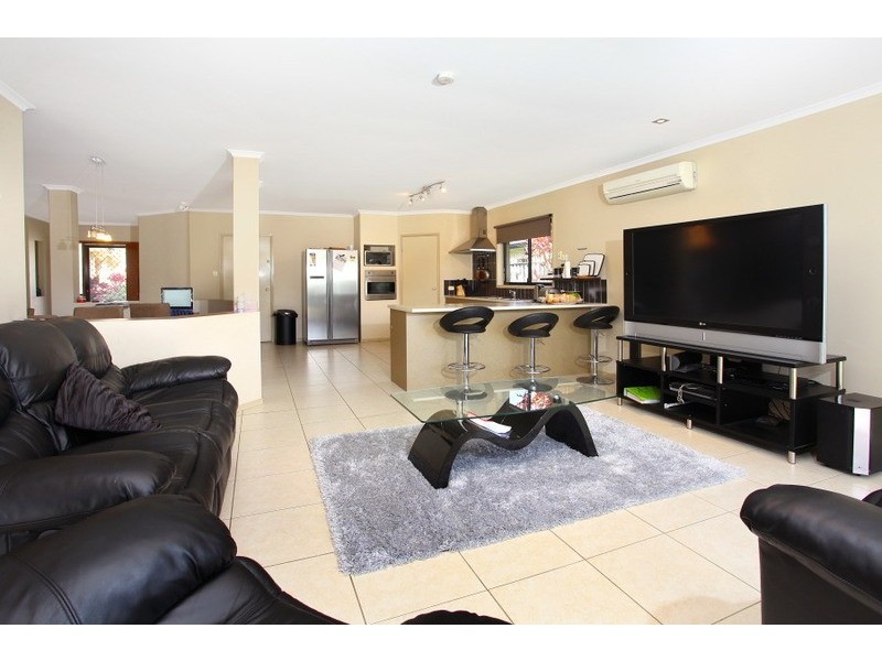 20 Diamond Sand Drive, Upper Coomera QLD 4209