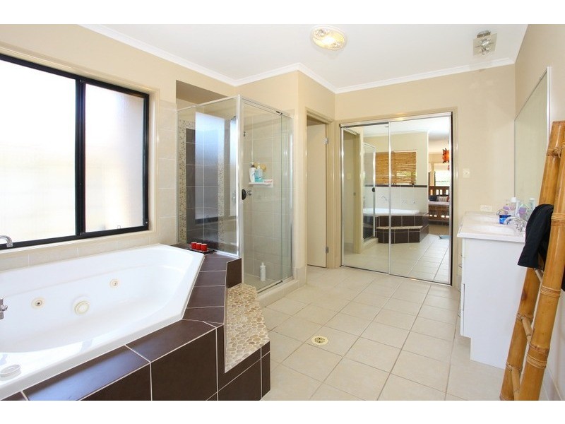 20 Diamond Sand Drive, Upper Coomera QLD 4209