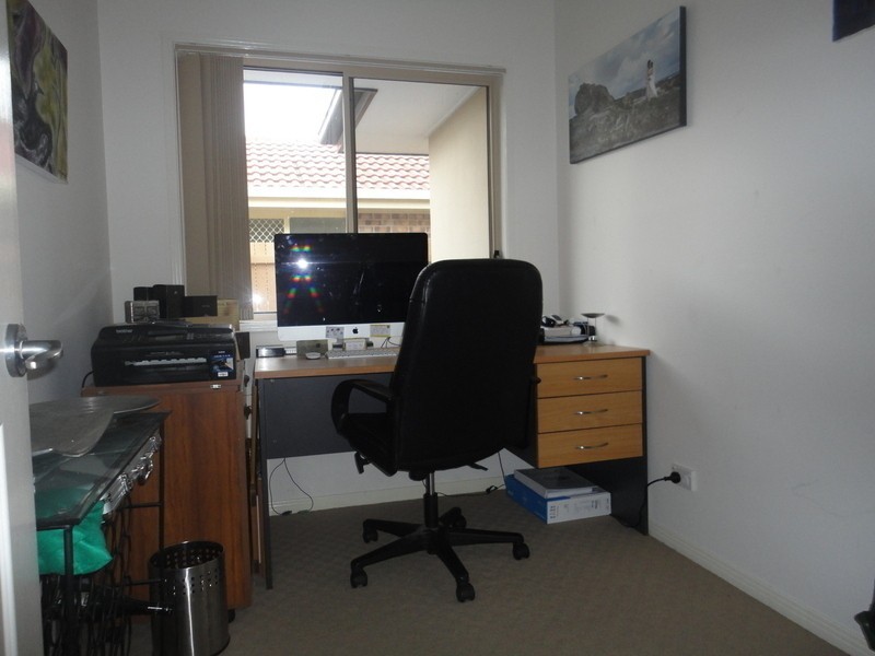 8 Cranberrie Crescent, Pimpama QLD 4209