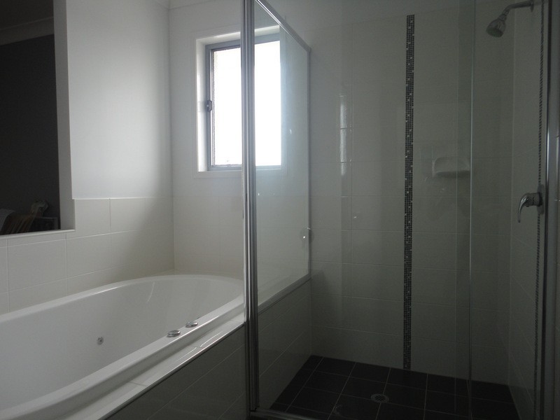 9 Nandina Court, Upper Coomera QLD 4209