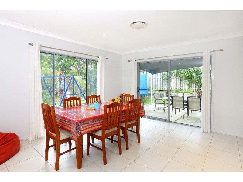 9 Nandina Court, Upper Coomera QLD 4209