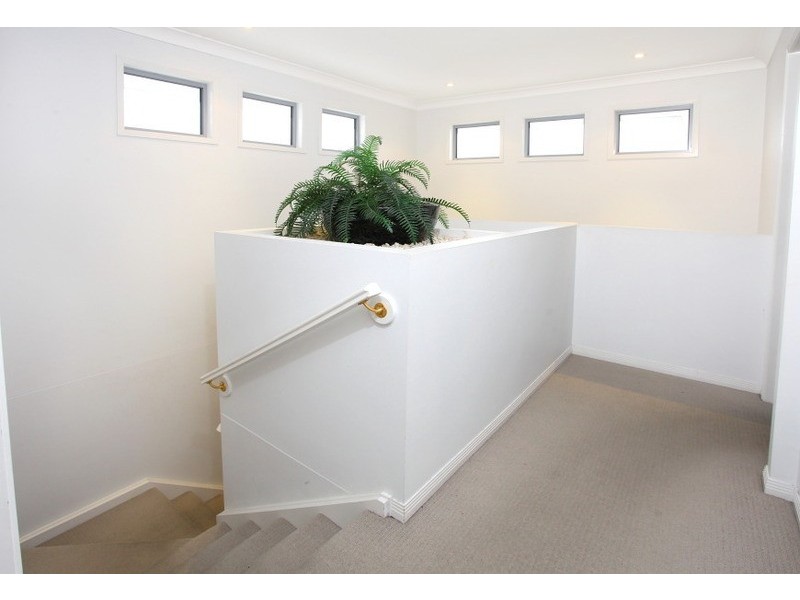 9 Nandina Court, Upper Coomera QLD 4209