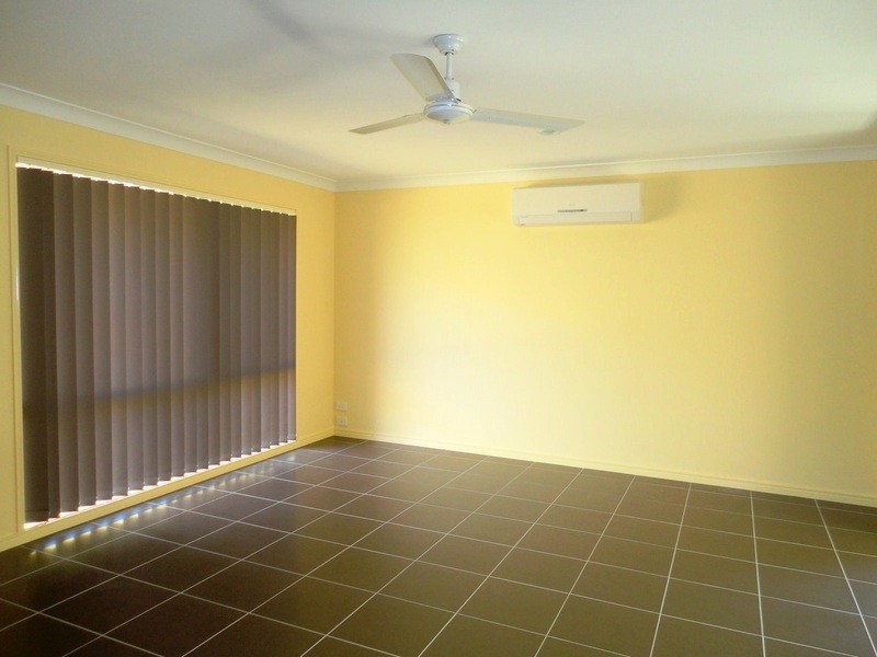 11 Wildflower Circuit, Upper Coomera QLD 4209