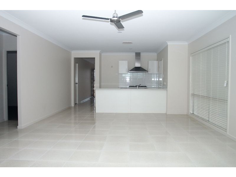 14 Pamphlet Lane, Coomera QLD 4209