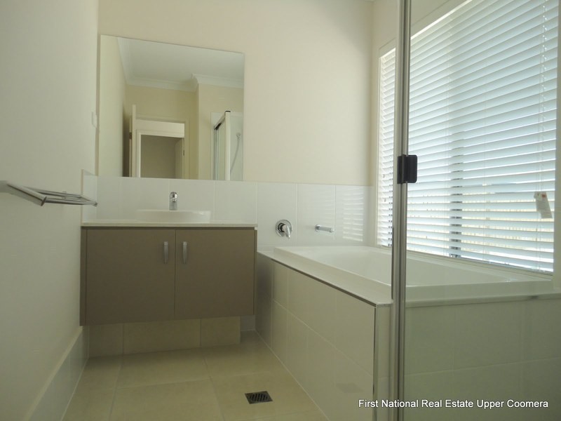 14 Pamphlet Lane, Coomera QLD 4209