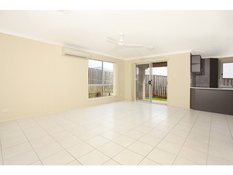 1/34 Penneshaw Crescent, Ormeau QLD 4208