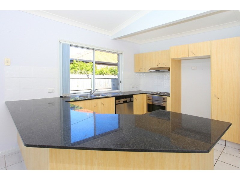 8 Linda Way, Upper Coomera QLD 4209