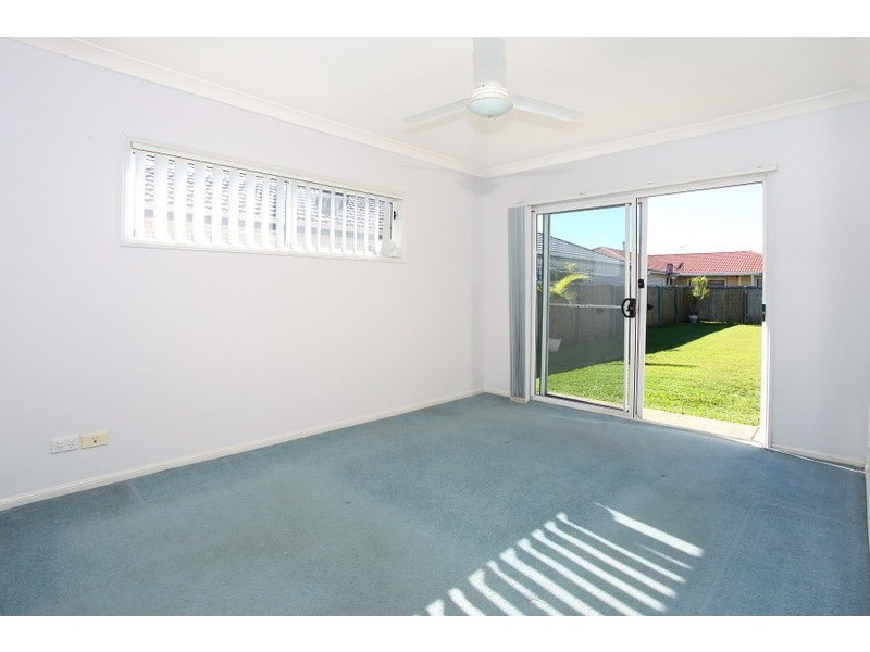 8 Linda Way, Upper Coomera QLD 4209