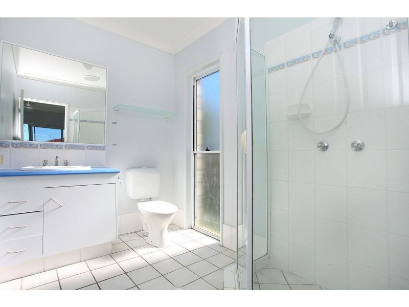 8 Linda Way, Upper Coomera QLD 4209